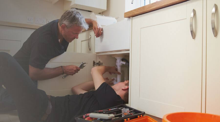 Professional burst pipe repair services in Blandinsville, IL